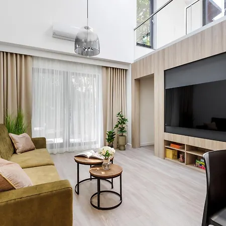 Lägenhet Luksusowy Very Berry W Poznaniu Z Trzema Sypialniami By Renters Poznań