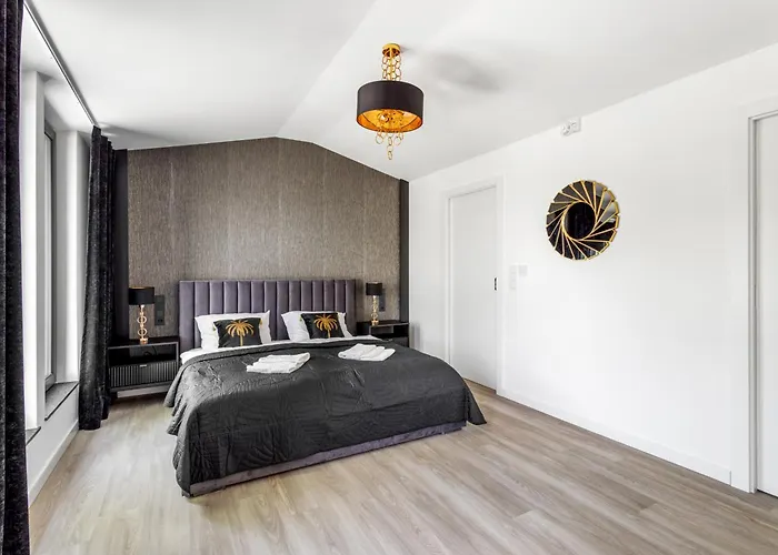 Апартаменты Luksusowy Very Berry W Poznaniu Z Trzema Sypialniami By Renters *