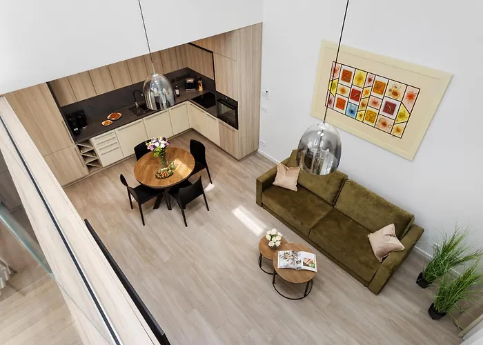 Luksusowy Very Berry W Poznaniu Z Trzema Sypialniami By Renters *