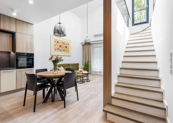 Luksusowy Very Berry W Poznaniu Z Trzema Sypialniami By Renters Познань