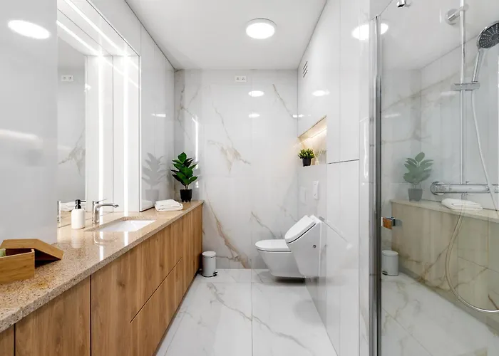 Luksusowy Very Berry W Poznaniu Z Trzema Sypialniami By Renters Познань