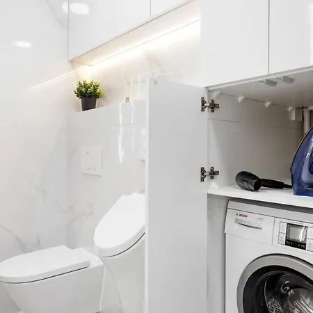 Apartament Luksusowy Very Berry W Poznaniu Z Trzema Sypialniami By Renters Poznań